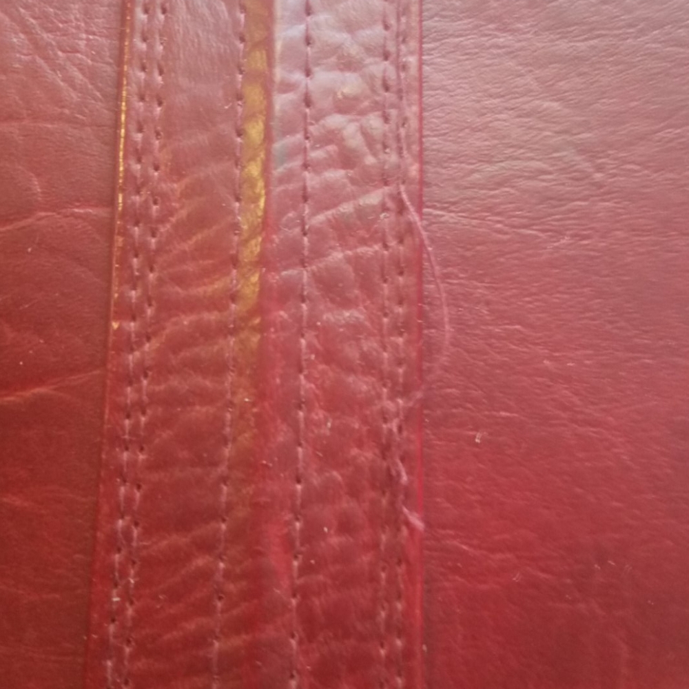 Pair of vintage red luggage - Picture 7 of 8
